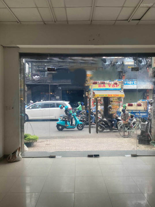 Cho thuê Mặt bằng or NC Góc 2 MTĐ Cách Mạng Tháng Tám , P.11 , Quận 3